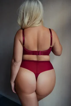 Polski Bordowe Stringi RUBIN Wysoki Stan