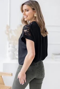 Damskie Włoski Czarna Bluzka z koronkowymi rękawami BELOXI
