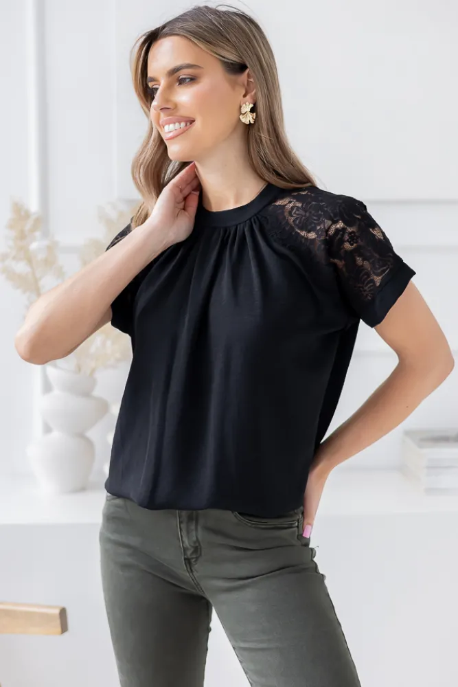 Damskie Włoski Czarna Bluzka z koronkowymi rękawami BELOXI
