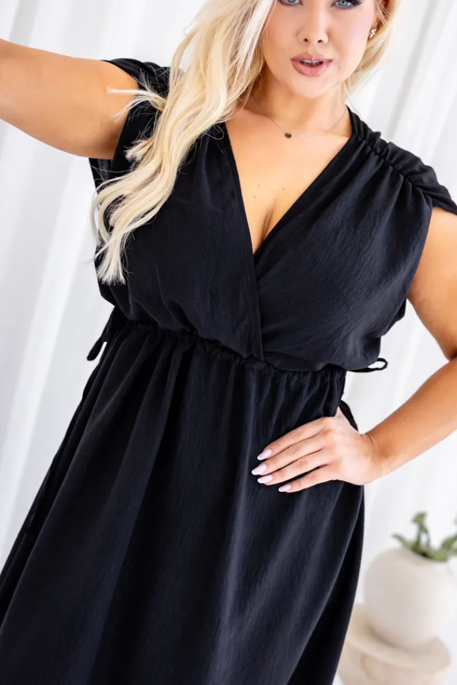 Włoski Czarna Sukienka LASTIA