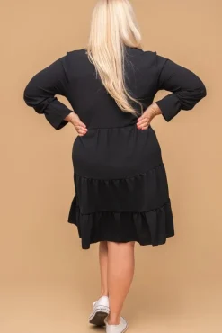 Polski Czarna Sukienka TUTI