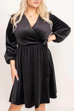 Włoski Czarna Sukienka welurowa APERI