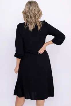 Włoski Czarna Sukienka z żabotem BELIAMI