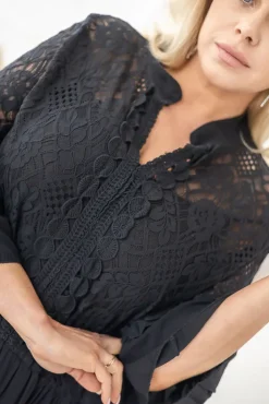 Włoski Czarna Sukienka z haftem TULUZI