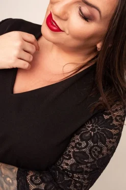 Polski Czarna Sukienka z koronkowym rękawem EVE