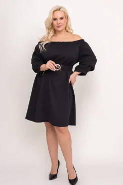 Włoski Czarna Sukienka z paskiem VOUGI