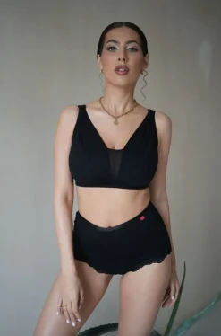 Polski Czarne Szorty MARCELLA