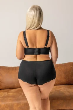 Polski Czarne Szorty MARCELLA