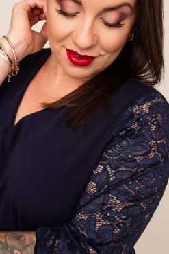 Polski Granatowa Sukienka z koronkowym rękawem EVE