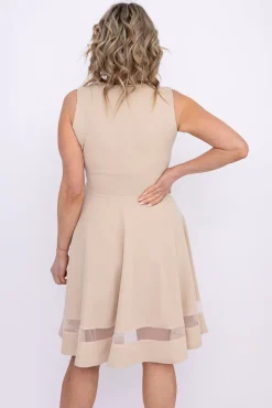 Włoski Jasnobeżowa Sukienka LEVERI