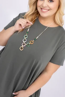 Włoski Khaki Sukienka z wisiorkiem MIRUNDIA