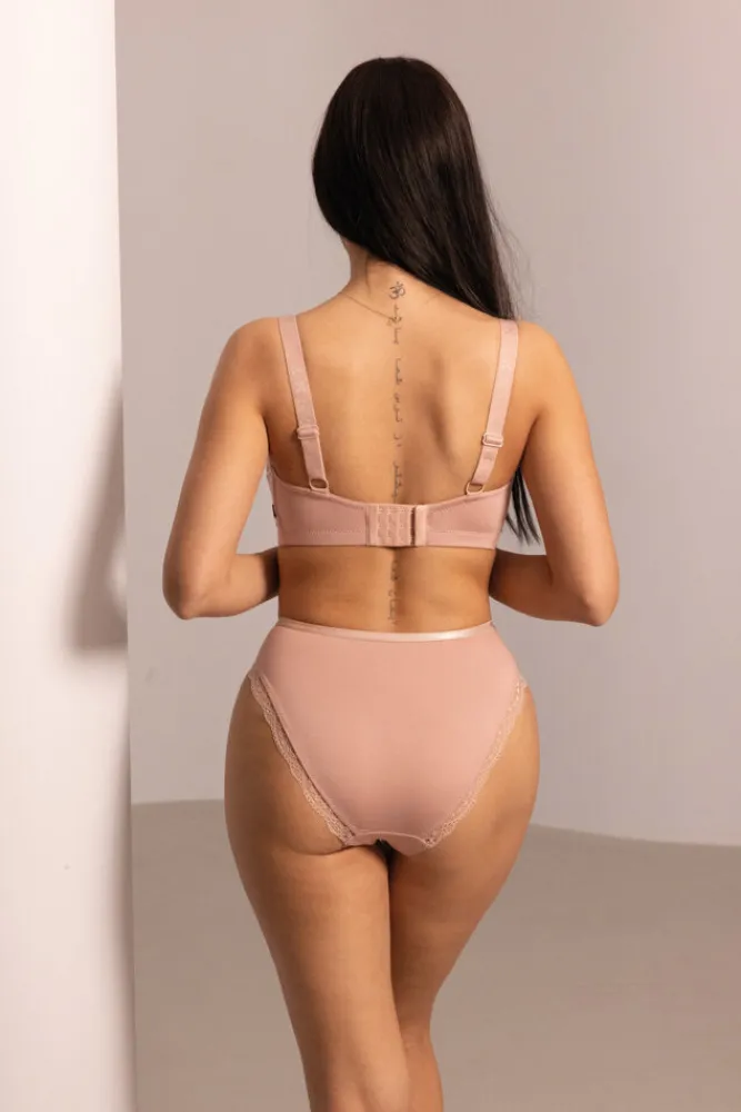 Polski Pudroworóżowe Figi MARCELLA