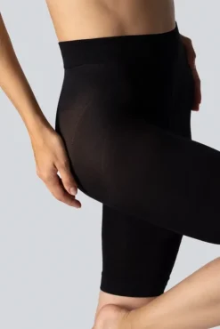 Polski Szorty modelujące SHAPEWEAR MID-WAISTED TOTAL SHAPER NERO