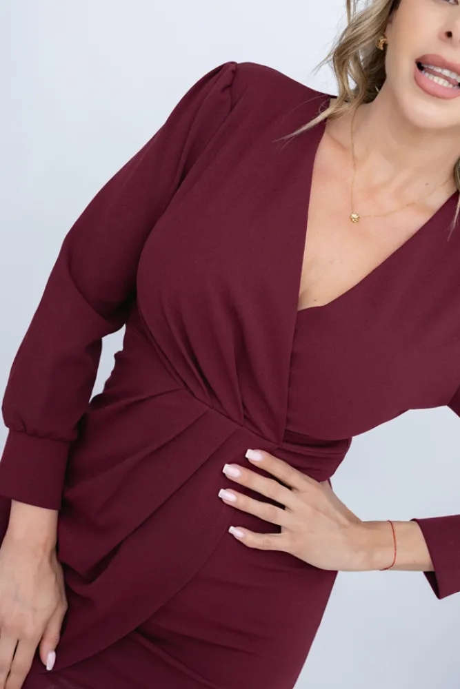 Włoski Wiśniowa Sukienka z marszczeniem VISTERO